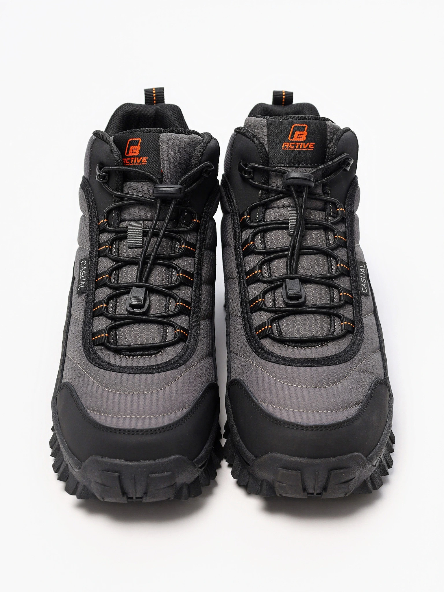 Кроссовки серого цвета текстильные на рельефной подошве